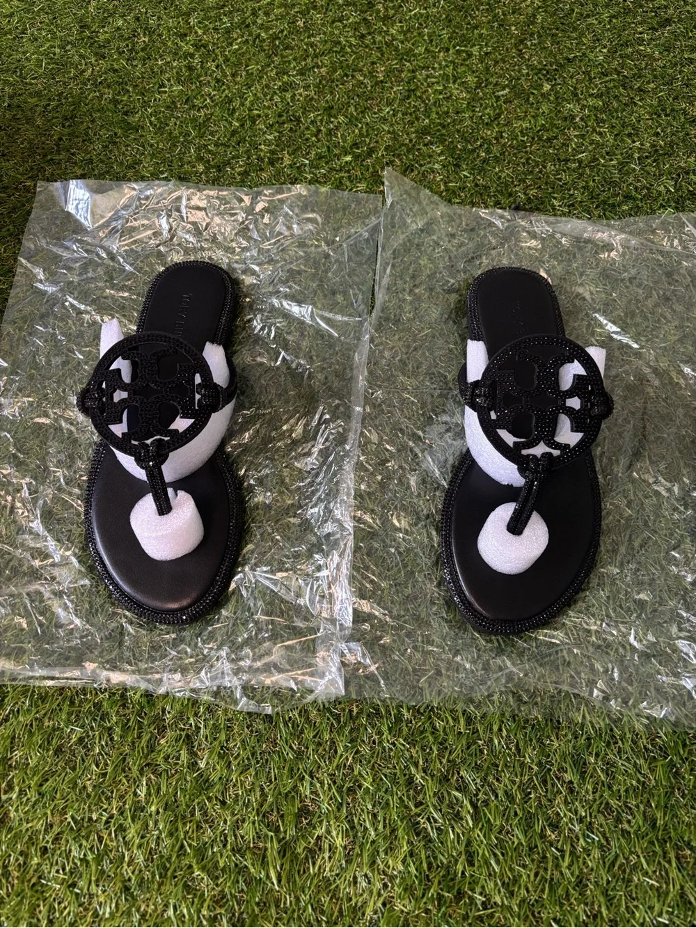 Tory Burch Sandals Black with gems Size 6-6.5